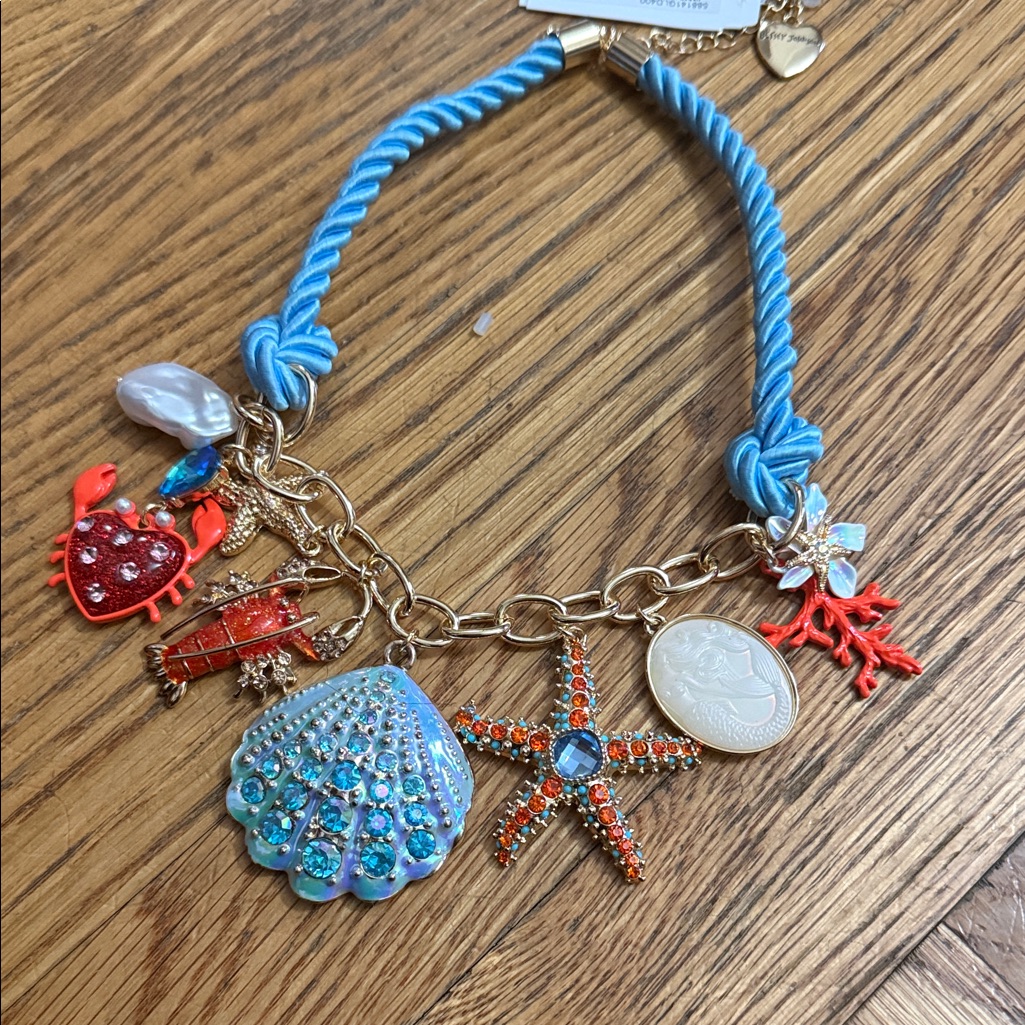Betsey Johnson Coastal Charm Sea Life Charm Necklace- Blue Rope Nwt